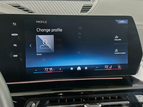 Used 2025 BMW X2 xDrive28i image 19