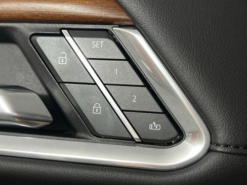 Used 2023 GMC Sierra 1500 Denali w/ Denali Reserve Package image 12