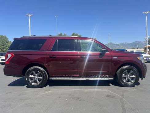 Used 2021 Ford Expedition Max XLT AWD/4WD image 6