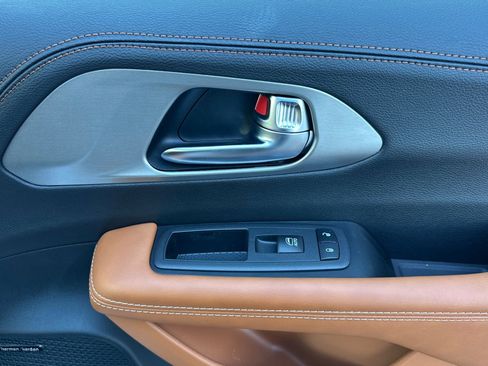 New 2026 Chrysler Pacifica Pinnacle image 21