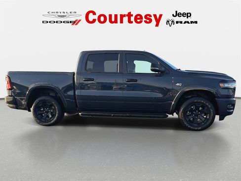 New 2026 RAM 1500 4x4 Crew Cab image 2