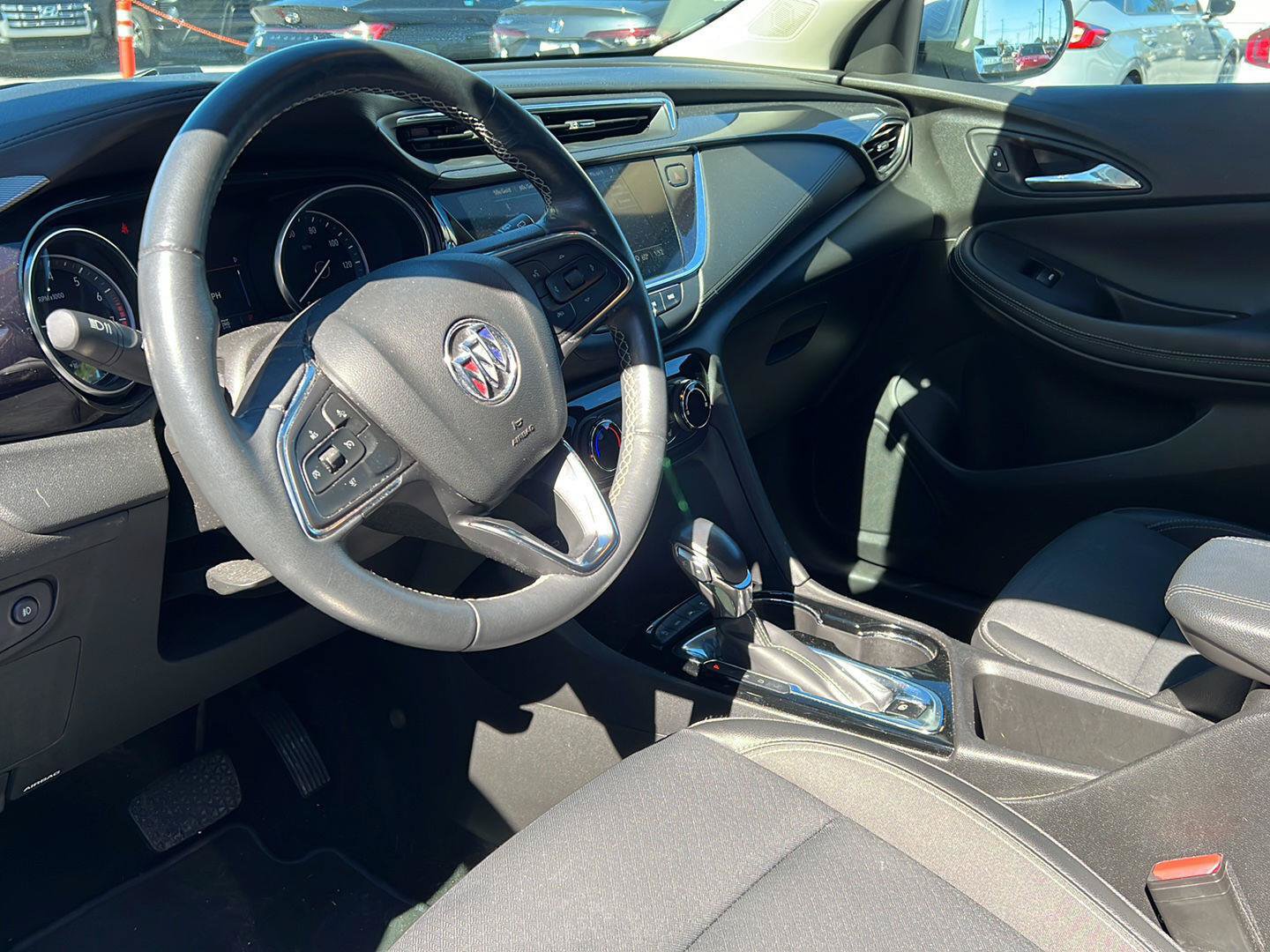 Used 2022 Buick Encore GX Preferred w/ Cold Weather Comfort Package AWD/4WD image 9