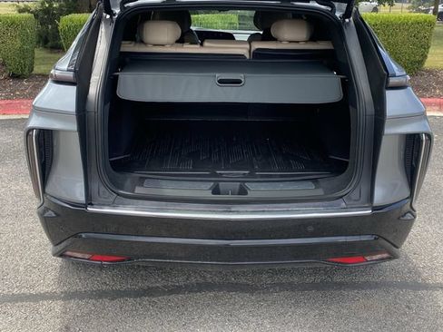 Certified 2026 Cadillac Lyriq Signature Luxury w/ Nappa Leather Package AWD/4WD image 5