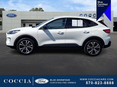 Certified 2022 Ford Escape SE w/ SE Sport Appearance Package AWD/4WD image 7