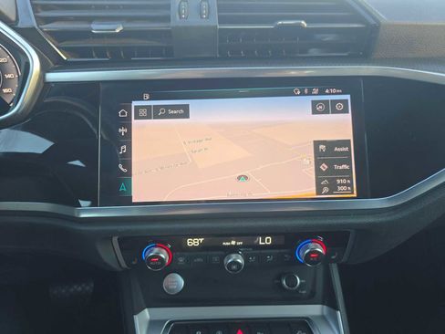 Used 2020 Audi Q3 2.0T Premium Plus w/ Premium Plus Package image 27