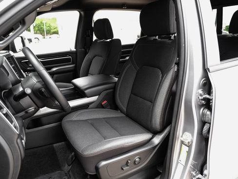 Used 2023 RAM 1500 Big Horn AWD/4WD image 8