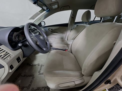 Used 2012 Toyota Corolla LE image 15