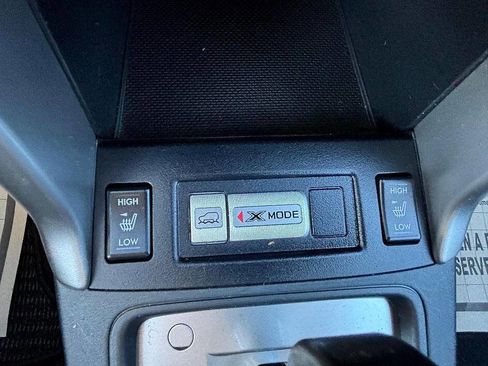 Used 2018 Subaru Forester 2.5i Premium w/ All-Weather Package image 25