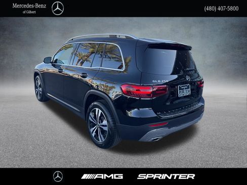 Certified 2025 Mercedes-Benz GLB 250 image 3