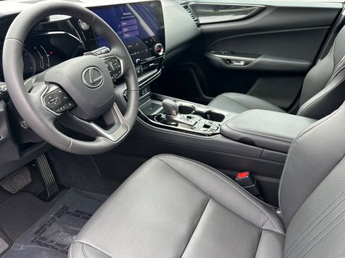 Used 2022 Lexus NX 350 AWD image 11