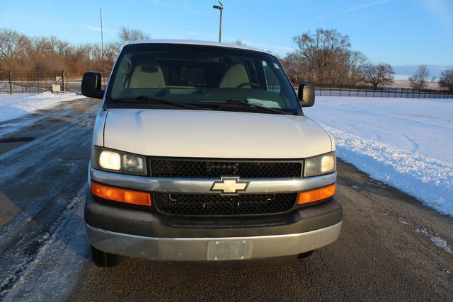 Used 2012 Chevrolet Express 2500 LT w/ LT Preferred Equipment Group RWD image 3