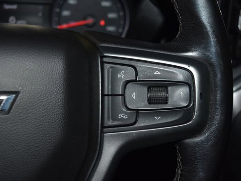 Used 2020 Chevrolet Silverado 1500 LT Trail Boss image 9