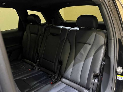 Used 2019 Audi Q7 3.0T Premium Plus w/ Premium Plus Package image 13