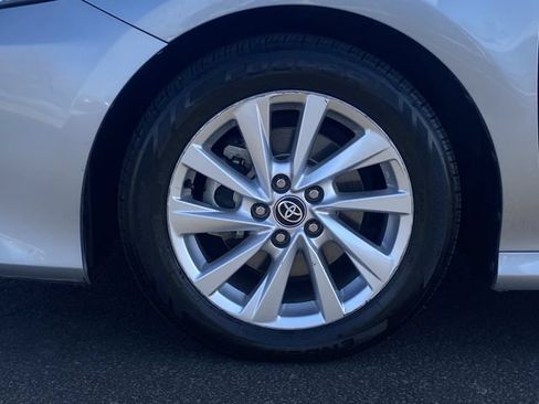 Used 2023 Toyota Camry LE FWD image 8