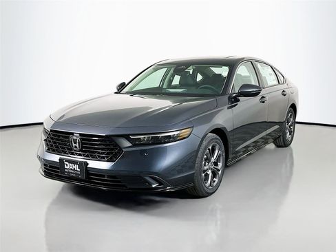 New 2026 Honda Accord EX-L image 3