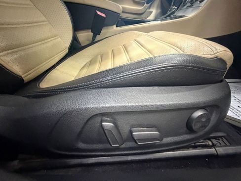 Used 2013 Volkswagen CC Sport Plus FWD image 24