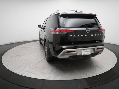 Certified 2025 Nissan Pathfinder SL image 35