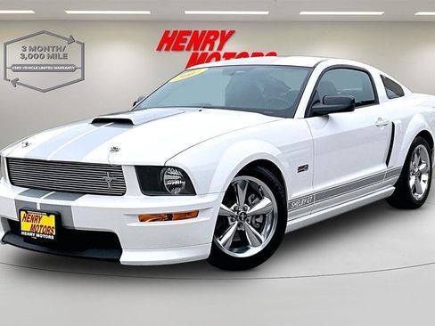 Used 2007 Ford Mustang GT RWD image 3