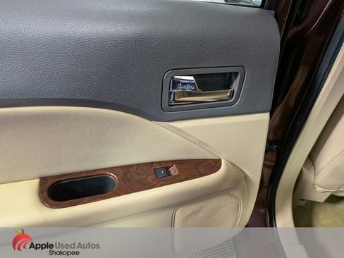 Used 2012 Ford Fusion SEL FWD image 26