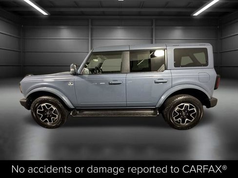 Used 2025 Ford Bronco Outer Banks AWD/4WD image 3