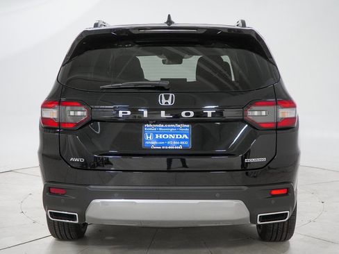 New 2026 Honda Pilot Touring image 8