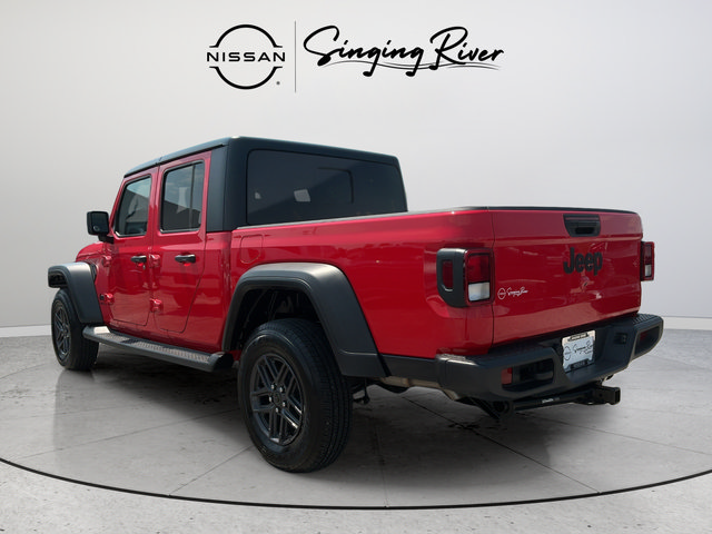 Used 2025 Jeep Gladiator Sport AWD/4WD image 5
