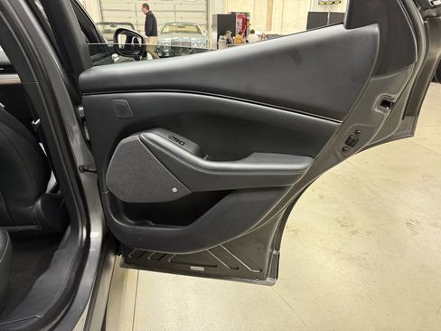 Used 2021 Ford Mustang Mach-E Premium image 14