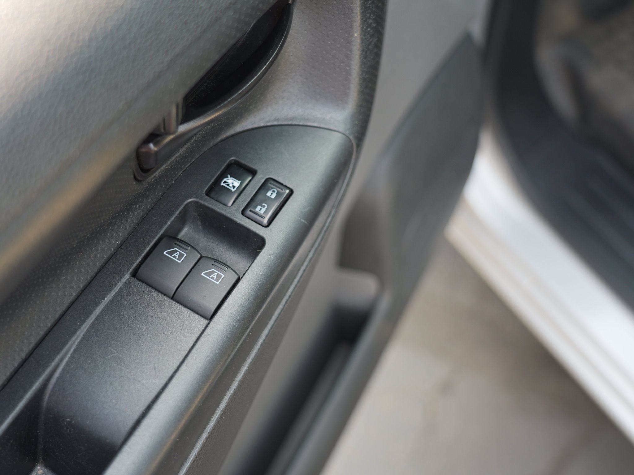 Used 2017 Chevrolet City Express LT w/ Technology Package FWD image 18