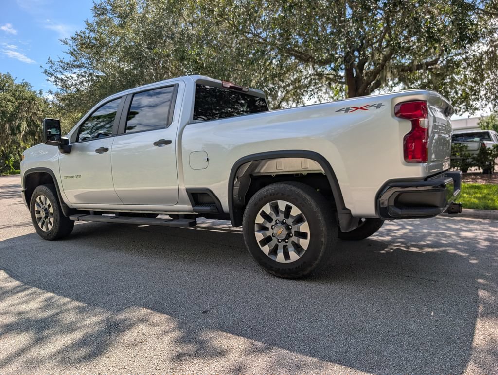 Used 2023 Chevrolet Silverado 2500 Custom w/ Custom Value Package AWD/4WD image 6