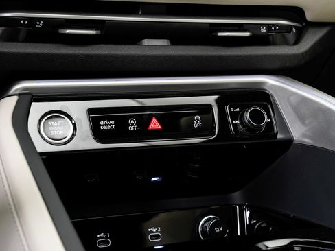 New 2026 Audi Q5 Premium AWD/4WD image 16