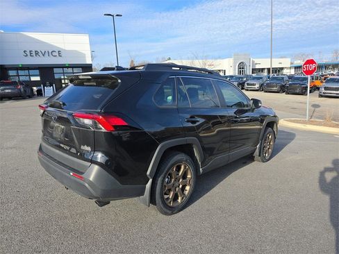 Used 2024 Toyota RAV4 AWD Hybrid image 3