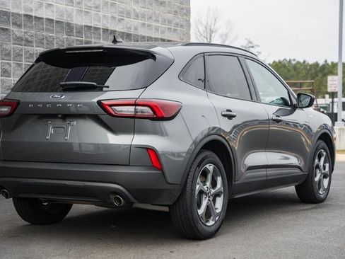 Used 2025 Ford Escape ST-Line image 6