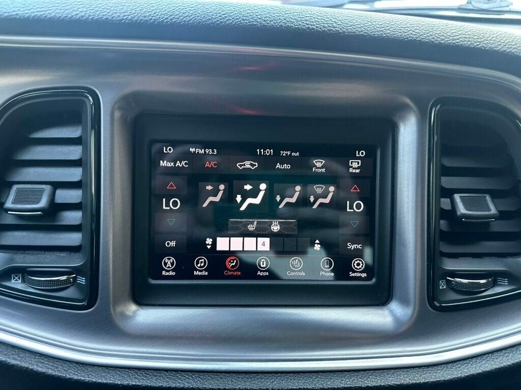 Used 2019 Dodge Challenger R/T w/ Driver Convenience Group RWD image 12