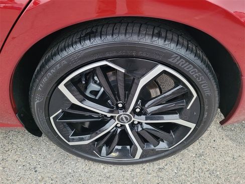 Used 2024 Nissan Altima 2.5 SR image 25