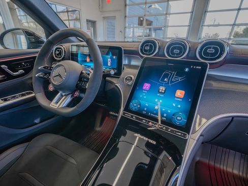 New 2026 Mercedes-Benz GLC 43 AMG 4MATIC image 19