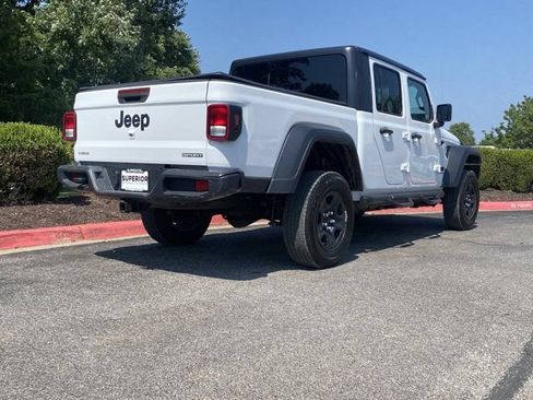 Used 2021 Jeep Gladiator Sport w/ Trailer Tow Package AWD/4WD image 3