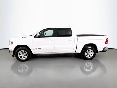 Used 2024 RAM 1500 Laramie AWD/4WD image 8