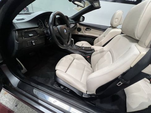 Used 2013 BMW 335i Convertible image 47