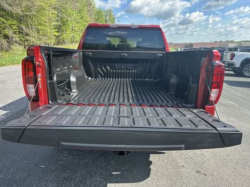 Used 2023 GMC Sierra 1500 Elevation w/ LPO, Elevation Black Package AWD/4WD image 23