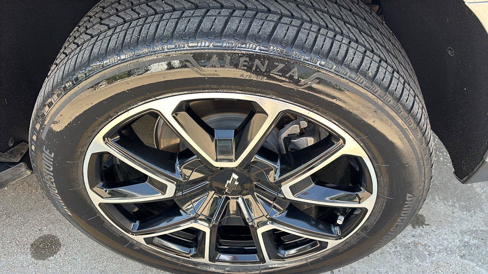 Used 2024 Chevrolet Tahoe RST w/ Luxury Package RWD image 12