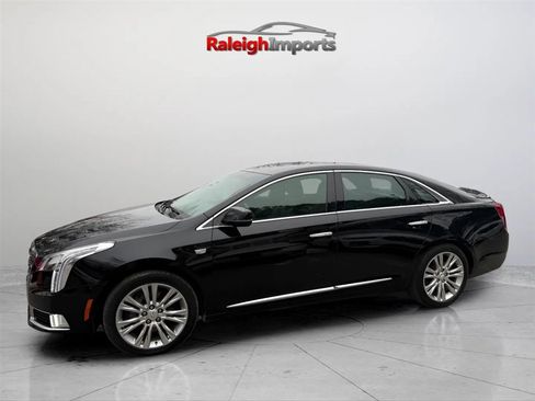 Used 2019 Cadillac XTS Luxury FWD image 6