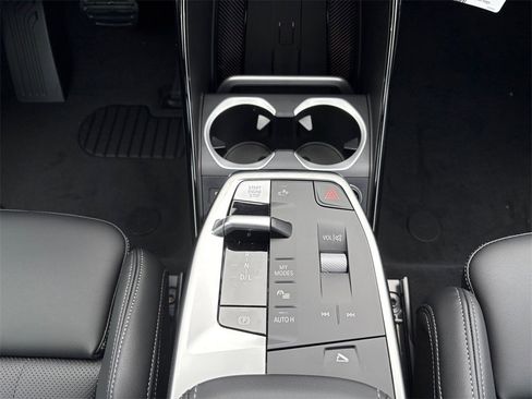 New 2026 BMW X1 xDrive28i w/ Technology Package image 11