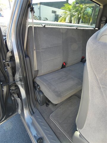 Used 2002 Ford F150 XLT RWD image 46