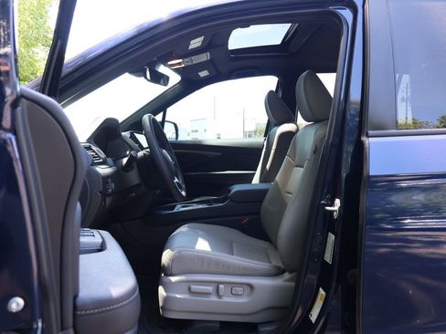 Used 2024 Honda Passport EX-L image 32