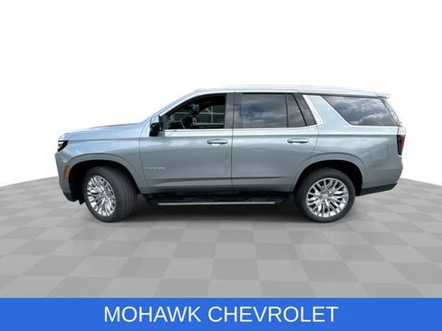 Used 2025 Chevrolet Tahoe LS AWD/4WD image 5