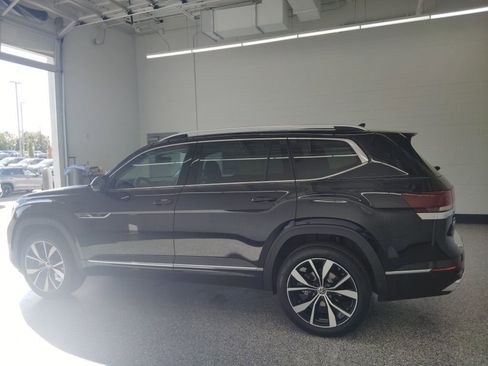 New 2026 Volkswagen Atlas SEL Premium R-Line AWD/4WD image 6