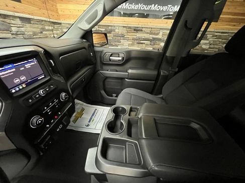 Used 2021 Chevrolet Silverado 1500 Custom Trail Boss w/ LPO, Dark Essentials Package AWD/4WD image 30