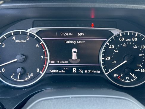 Used 2025 Nissan Rogue SV AWD/4WD image 25