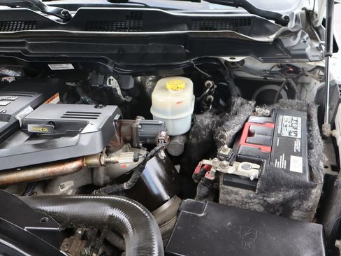 Used 2016 RAM 2500 Tradesman w/ Chrome Appearance Group AWD/4WD image 33
