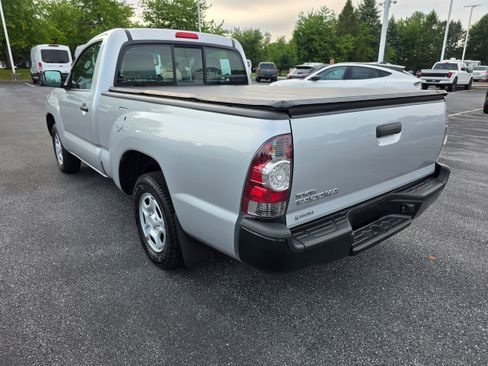 Used 2011 Toyota Tacoma 2WD Regular Cab image 3